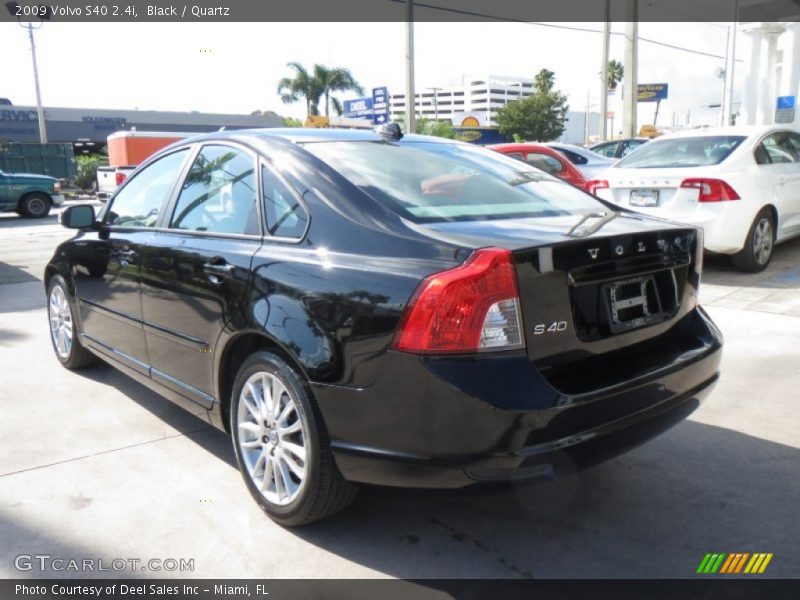 Black / Quartz 2009 Volvo S40 2.4i