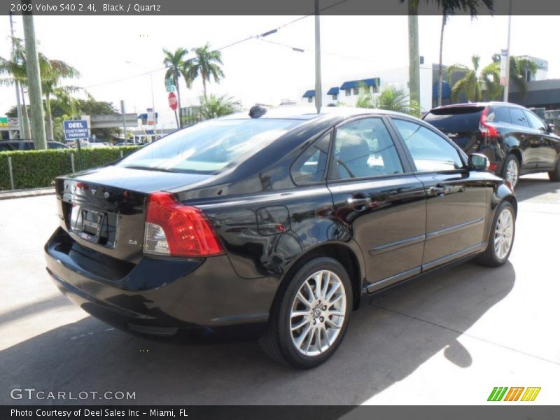 Black / Quartz 2009 Volvo S40 2.4i