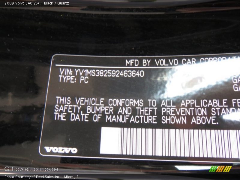 Black / Quartz 2009 Volvo S40 2.4i