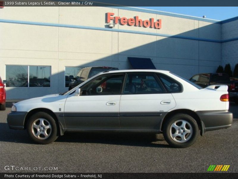 Glacier White / Gray 1999 Subaru Legacy L Sedan