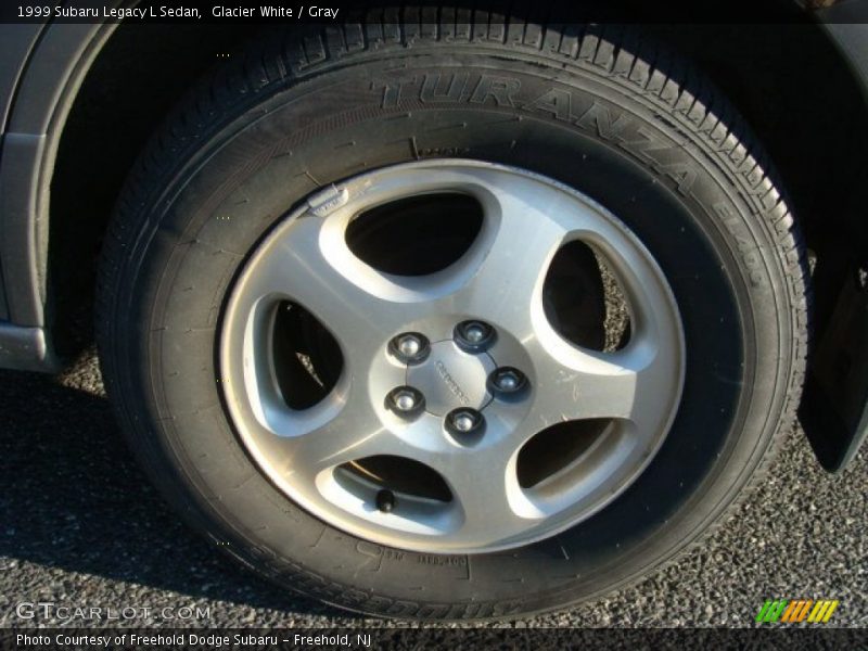Glacier White / Gray 1999 Subaru Legacy L Sedan