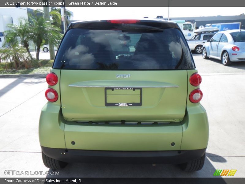 Green Matte / Design Beige 2011 Smart fortwo passion coupe