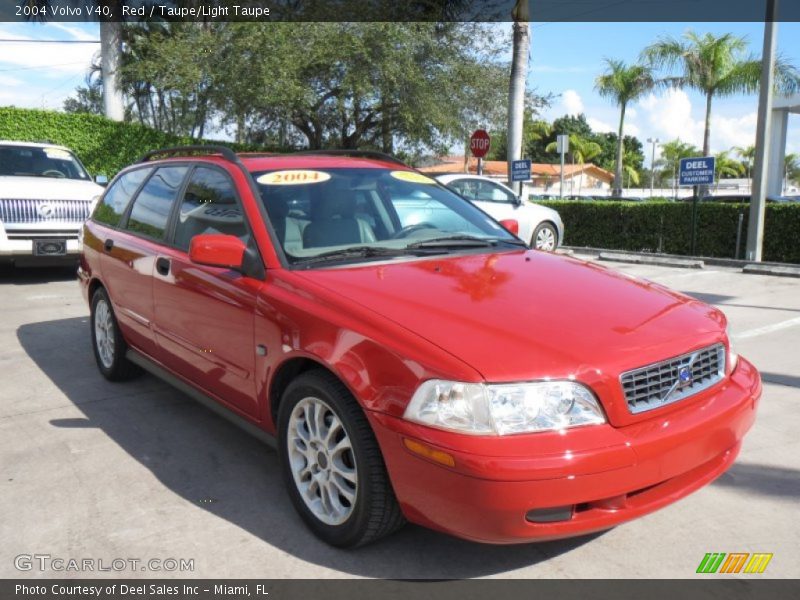 Red / Taupe/Light Taupe 2004 Volvo V40