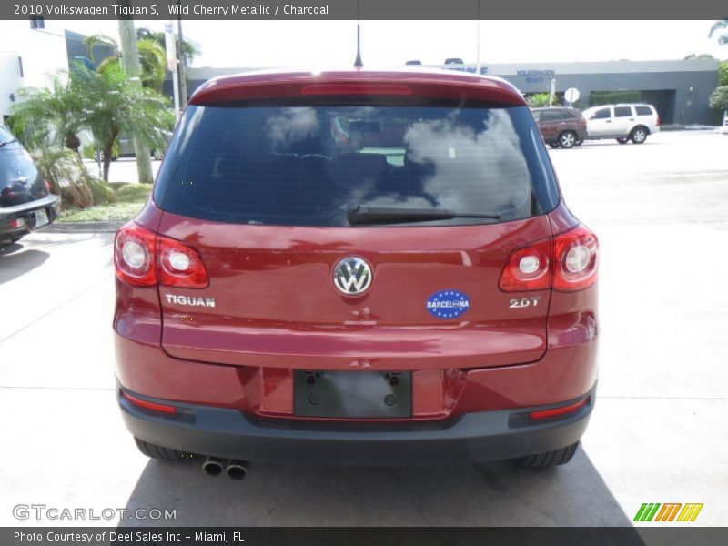 Wild Cherry Metallic / Charcoal 2010 Volkswagen Tiguan S