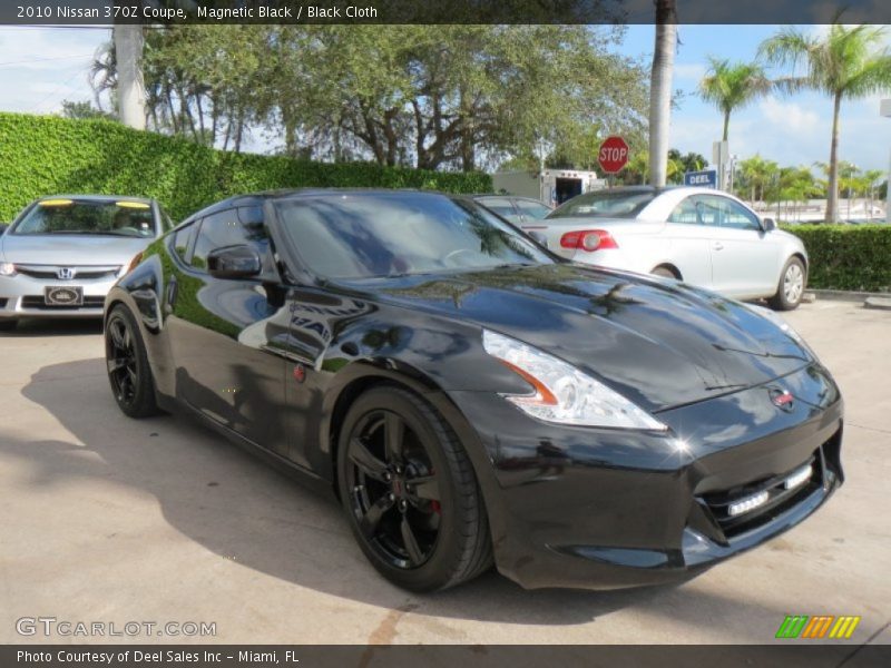 Magnetic Black / Black Cloth 2010 Nissan 370Z Coupe