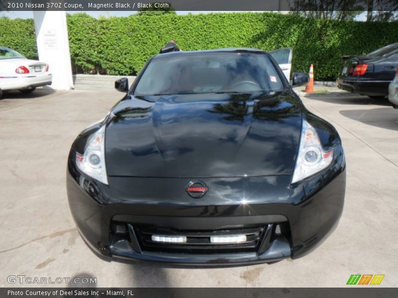 Magnetic Black / Black Cloth 2010 Nissan 370Z Coupe
