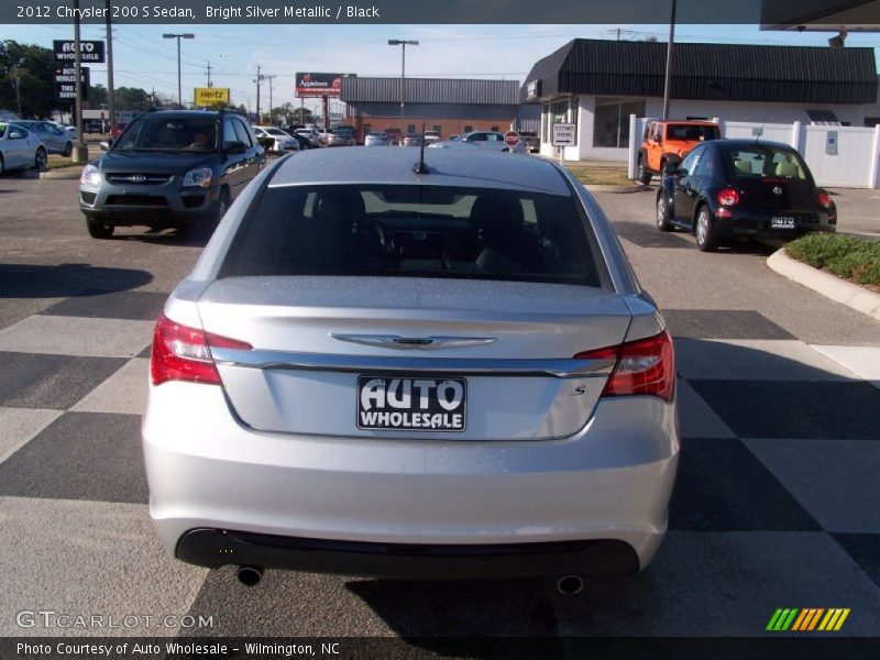 Bright Silver Metallic / Black 2012 Chrysler 200 S Sedan