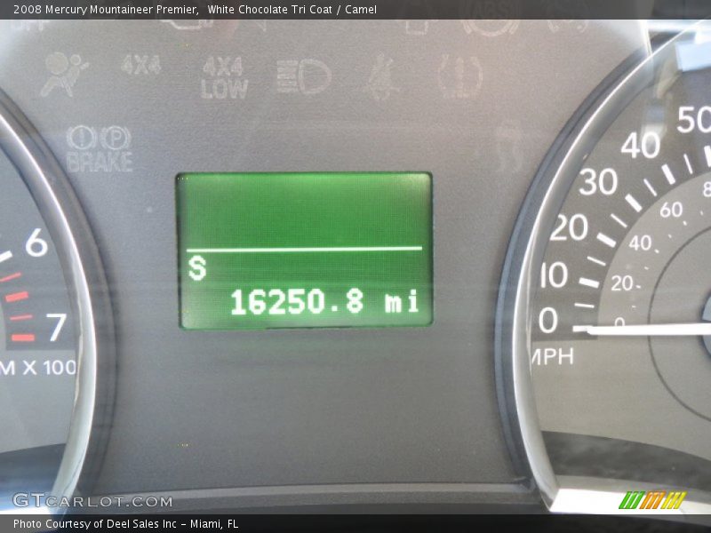 White Chocolate Tri Coat / Camel 2008 Mercury Mountaineer Premier