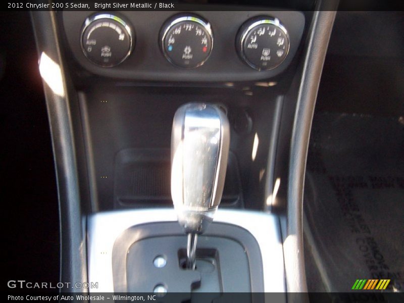 Bright Silver Metallic / Black 2012 Chrysler 200 S Sedan