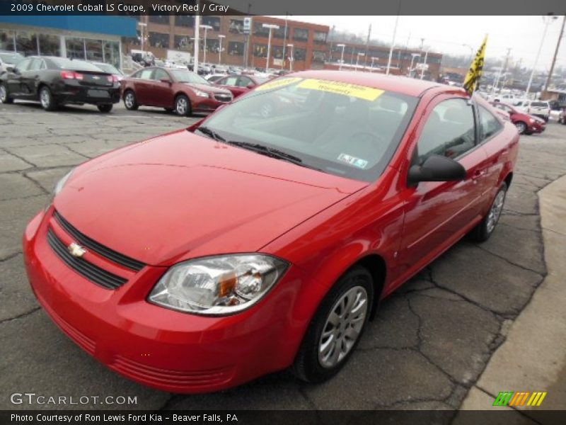 Victory Red / Gray 2009 Chevrolet Cobalt LS Coupe