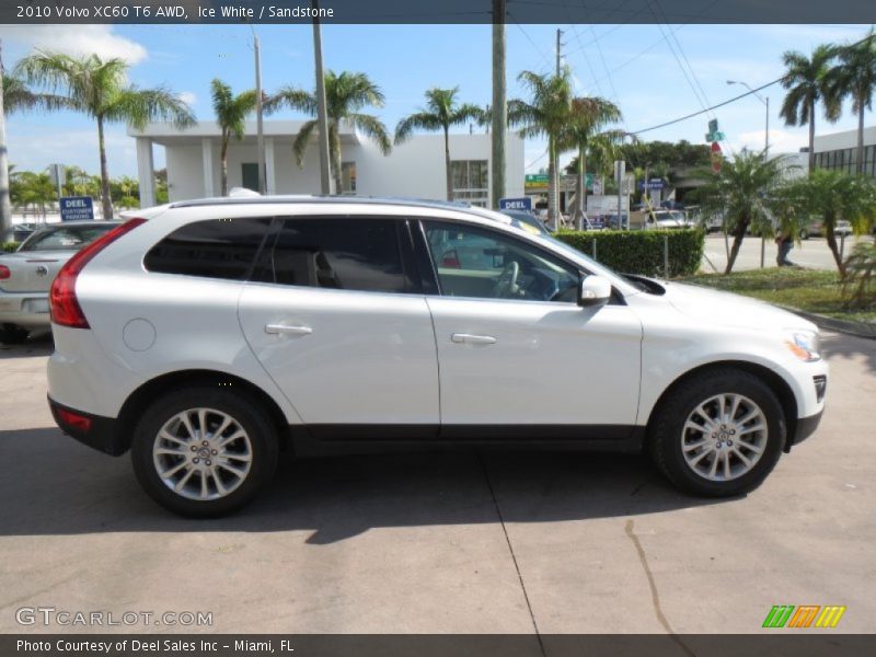 Ice White / Sandstone 2010 Volvo XC60 T6 AWD