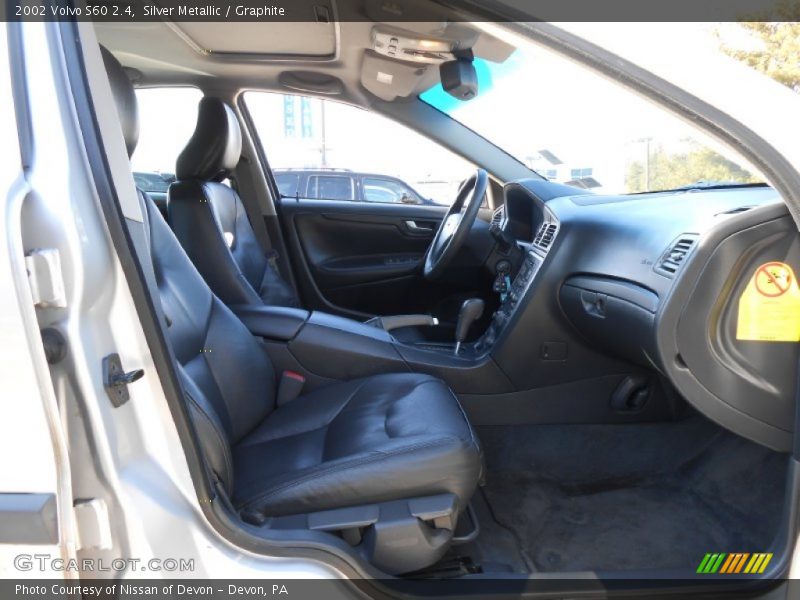 Silver Metallic / Graphite 2002 Volvo S60 2.4