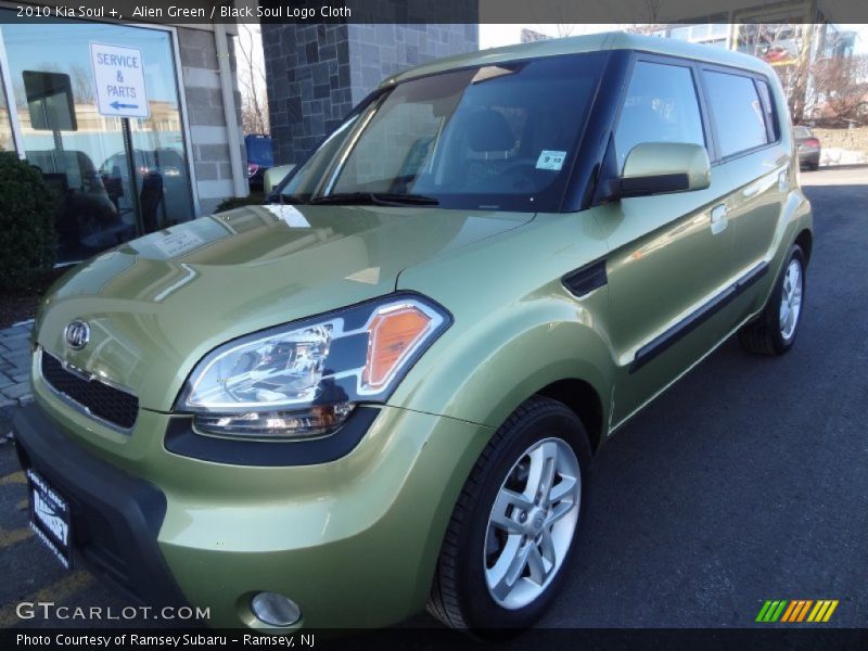 Alien Green / Black Soul Logo Cloth 2010 Kia Soul +