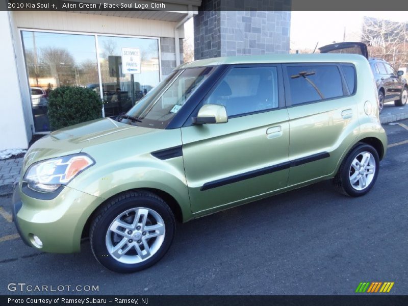Alien Green / Black Soul Logo Cloth 2010 Kia Soul +