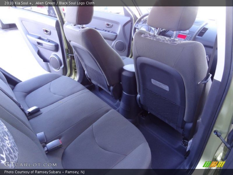 Alien Green / Black Soul Logo Cloth 2010 Kia Soul +