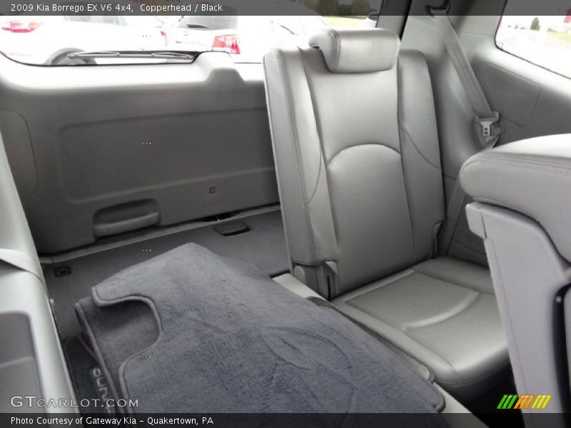 Copperhead / Black 2009 Kia Borrego EX V6 4x4