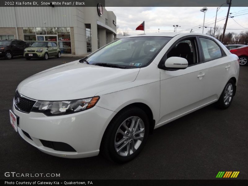 Snow White Pearl / Black 2012 Kia Forte EX