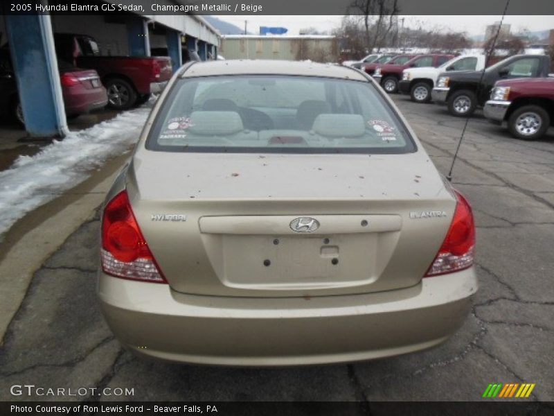 Champagne Metallic / Beige 2005 Hyundai Elantra GLS Sedan