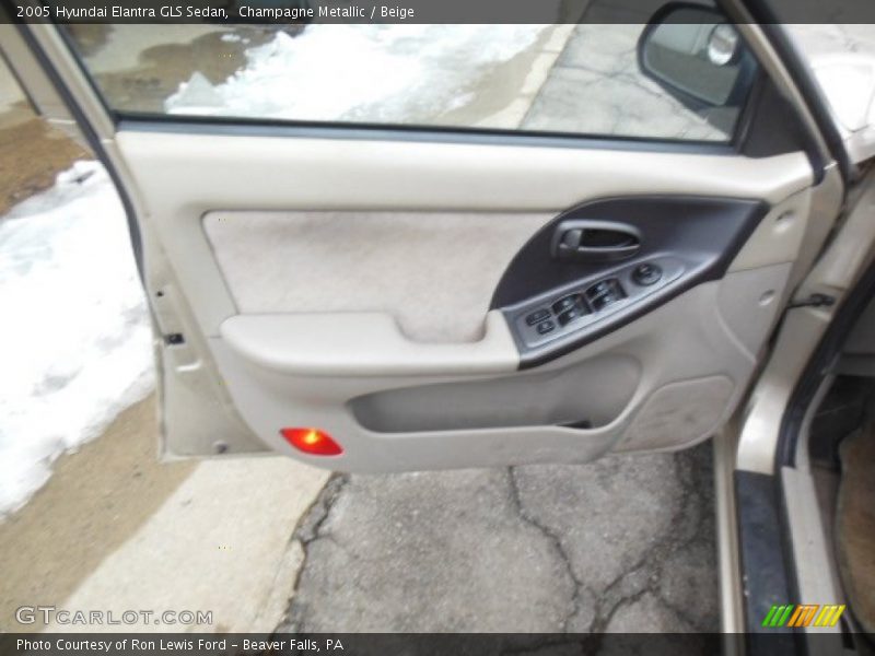 Champagne Metallic / Beige 2005 Hyundai Elantra GLS Sedan
