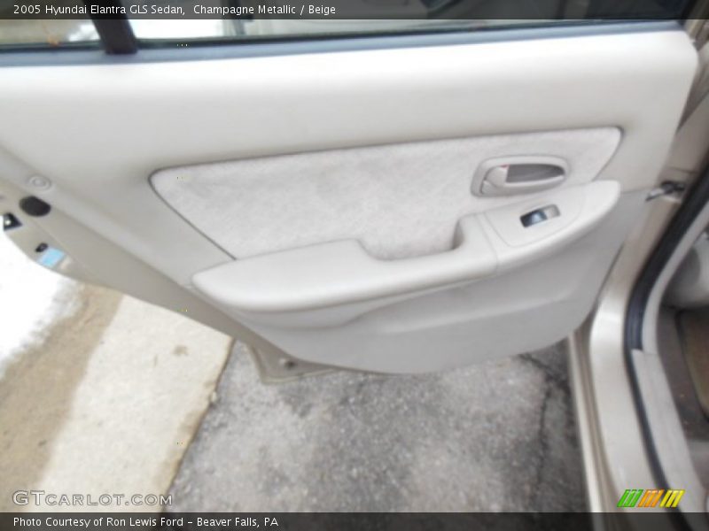 Champagne Metallic / Beige 2005 Hyundai Elantra GLS Sedan