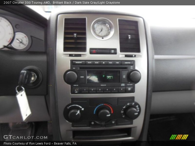Brilliant Black / Dark Slate Gray/Light Graystone 2007 Chrysler 300 Touring AWD
