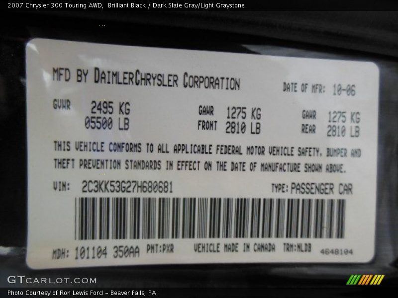Brilliant Black / Dark Slate Gray/Light Graystone 2007 Chrysler 300 Touring AWD