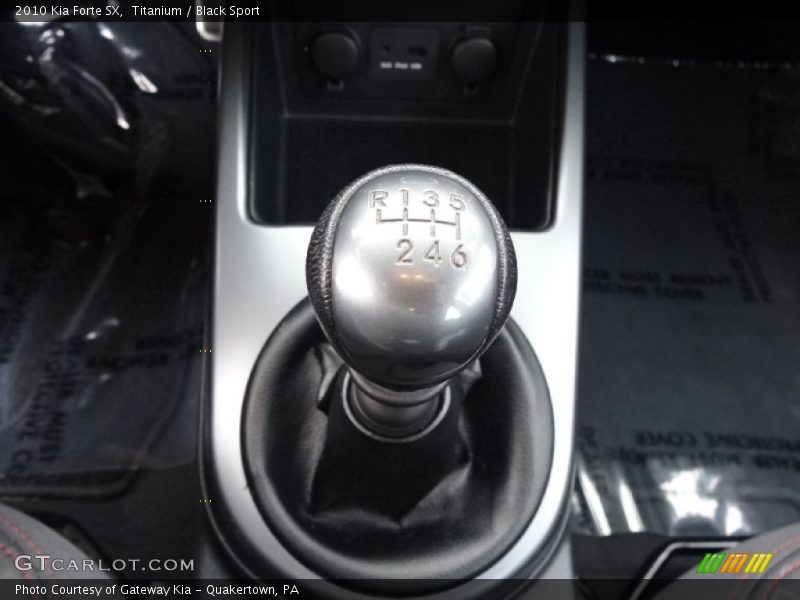 Titanium / Black Sport 2010 Kia Forte SX
