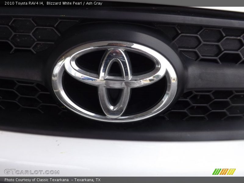 Blizzard White Pearl / Ash Gray 2010 Toyota RAV4 I4