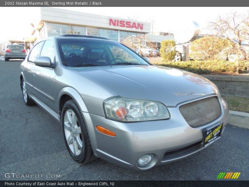 Sterling Mist Metallic / Black 2002 Nissan Maxima SE