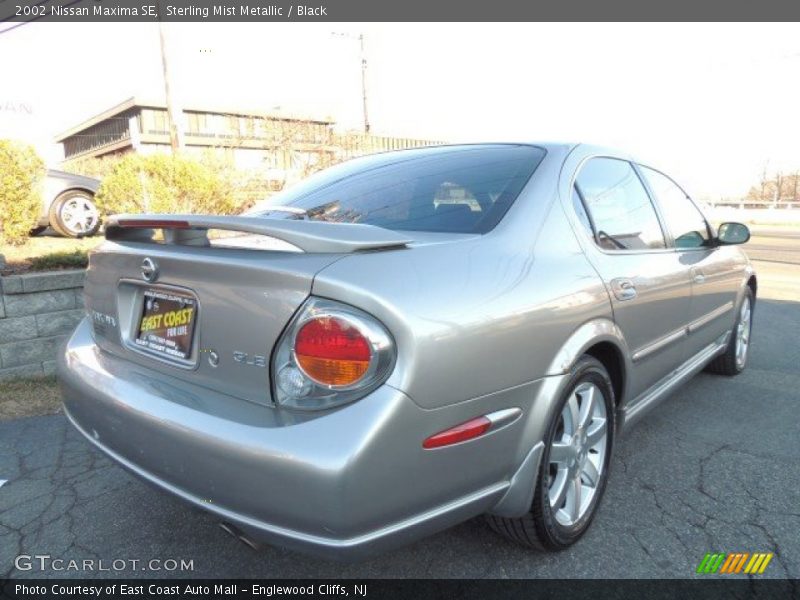 Sterling Mist Metallic / Black 2002 Nissan Maxima SE