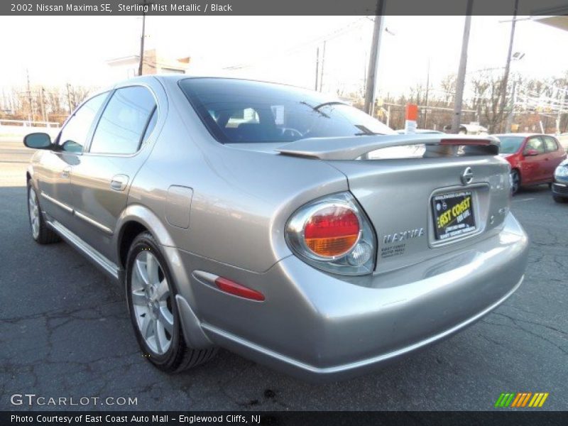 Sterling Mist Metallic / Black 2002 Nissan Maxima SE