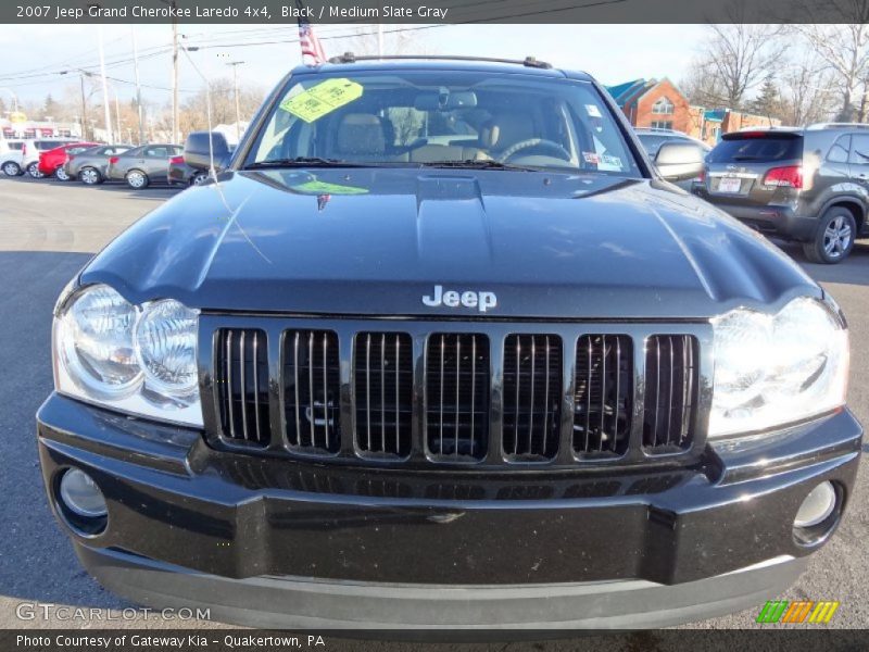 Black / Medium Slate Gray 2007 Jeep Grand Cherokee Laredo 4x4