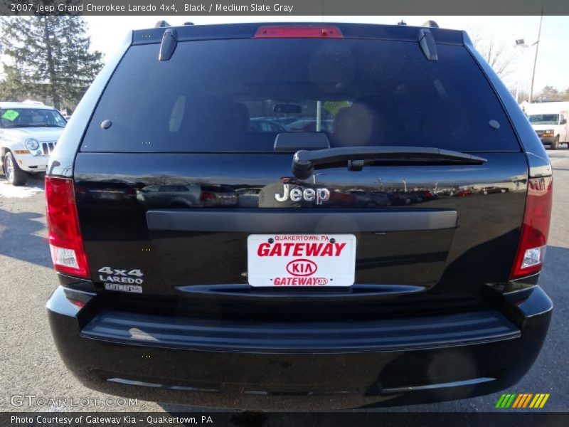 Black / Medium Slate Gray 2007 Jeep Grand Cherokee Laredo 4x4