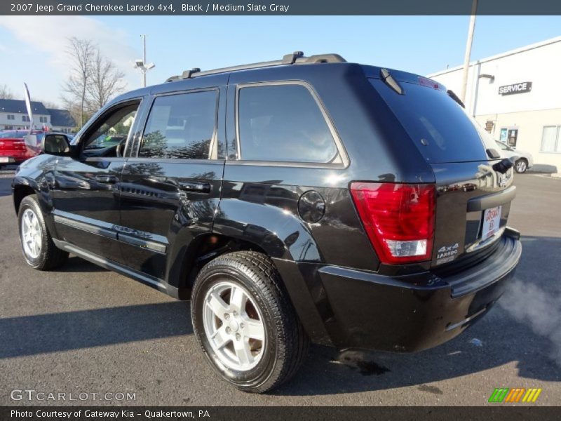 Black / Medium Slate Gray 2007 Jeep Grand Cherokee Laredo 4x4