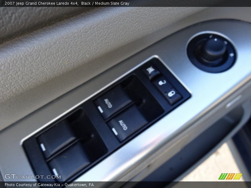 Black / Medium Slate Gray 2007 Jeep Grand Cherokee Laredo 4x4