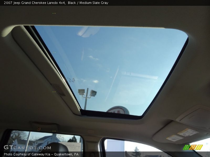 Black / Medium Slate Gray 2007 Jeep Grand Cherokee Laredo 4x4