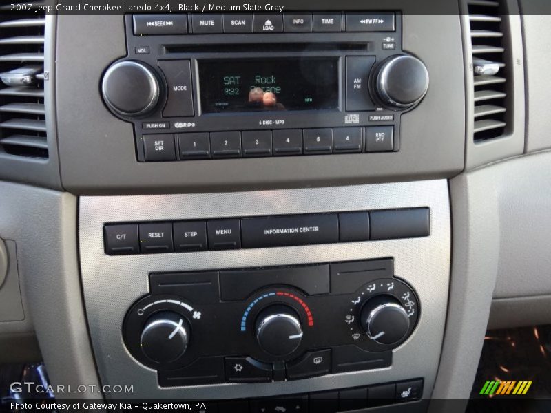 Black / Medium Slate Gray 2007 Jeep Grand Cherokee Laredo 4x4