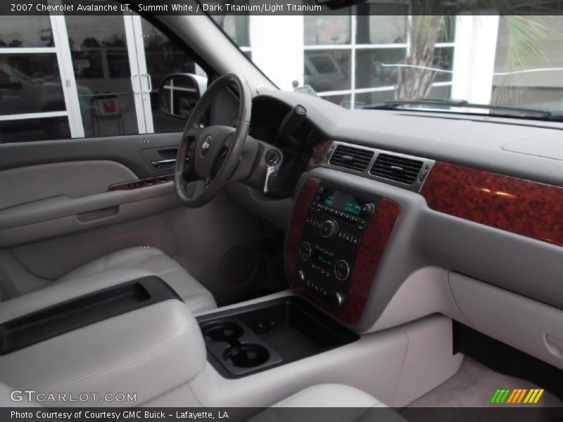 Summit White / Dark Titanium/Light Titanium 2007 Chevrolet Avalanche LT