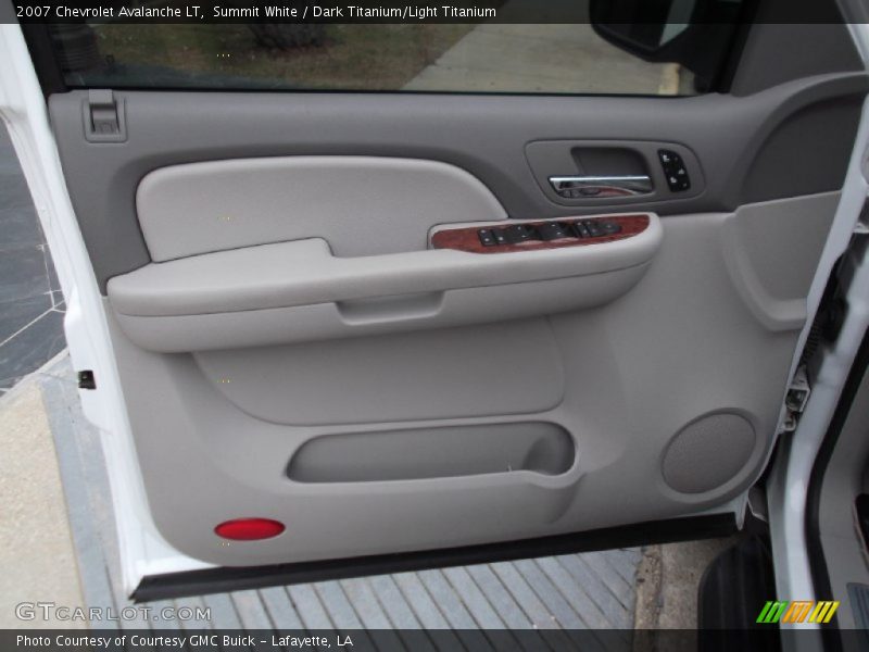 Summit White / Dark Titanium/Light Titanium 2007 Chevrolet Avalanche LT