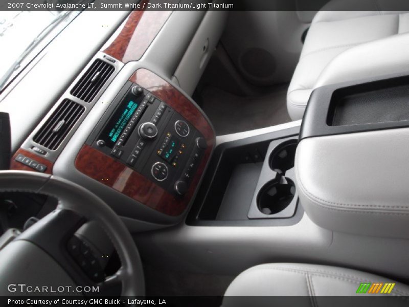 Summit White / Dark Titanium/Light Titanium 2007 Chevrolet Avalanche LT