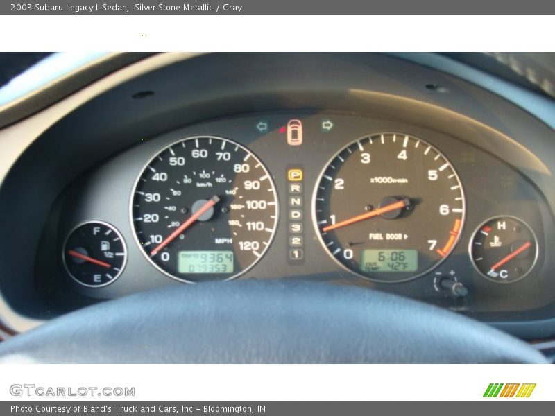 Silver Stone Metallic / Gray 2003 Subaru Legacy L Sedan