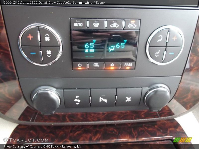Summit White / Ebony 2009 GMC Sierra 1500 Denali Crew Cab AWD