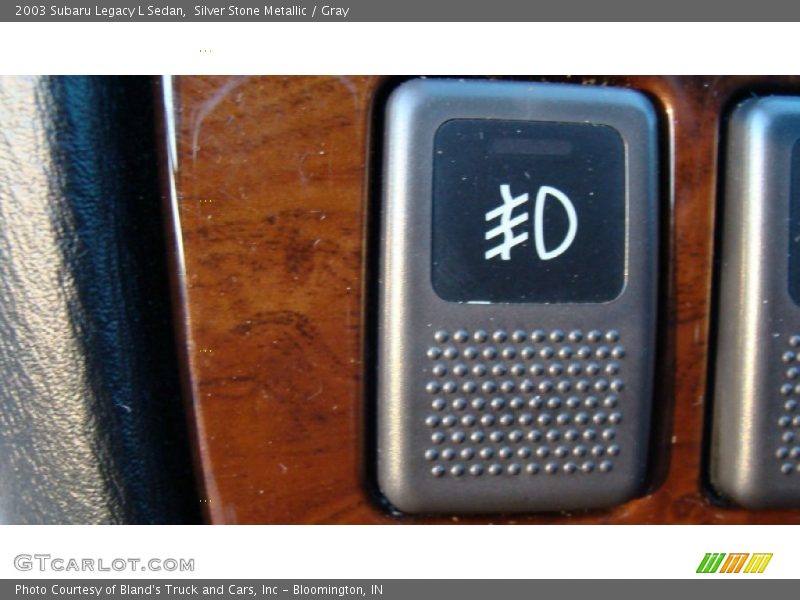 Silver Stone Metallic / Gray 2003 Subaru Legacy L Sedan