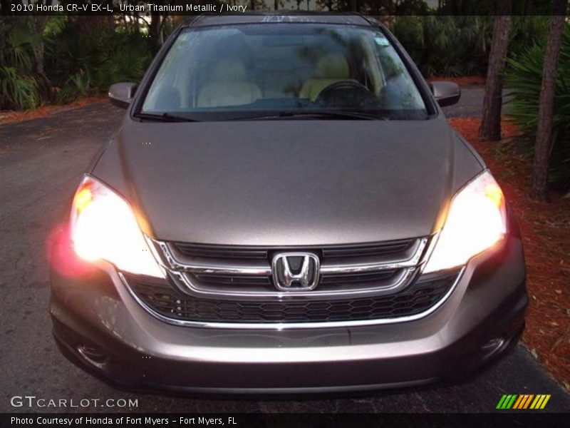 Urban Titanium Metallic / Ivory 2010 Honda CR-V EX-L