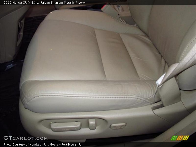 Urban Titanium Metallic / Ivory 2010 Honda CR-V EX-L