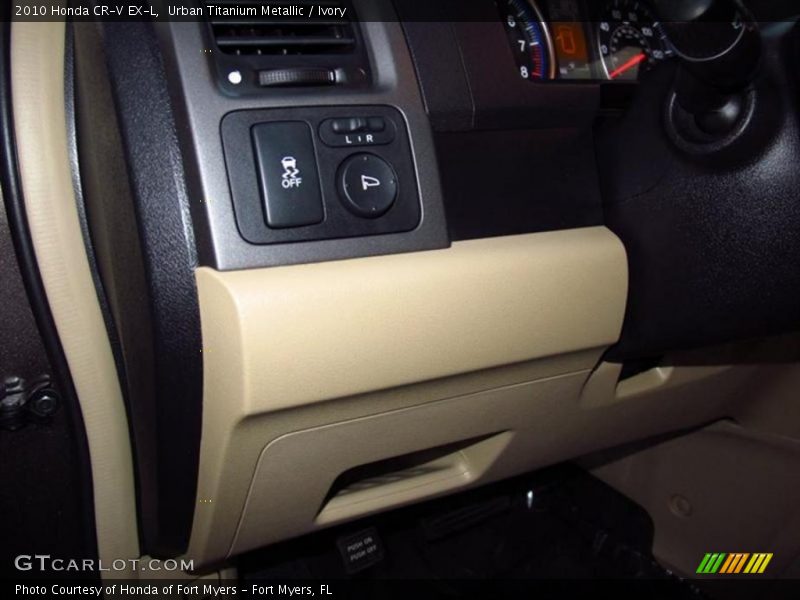 Urban Titanium Metallic / Ivory 2010 Honda CR-V EX-L