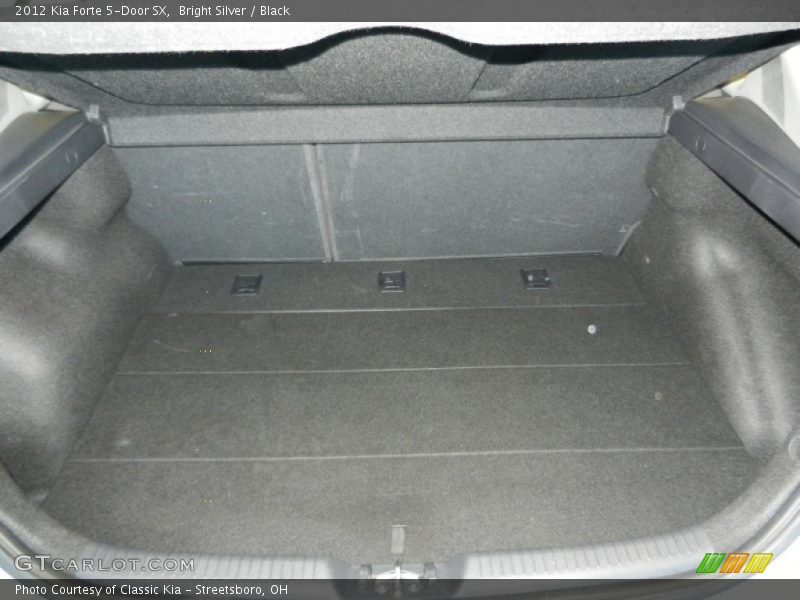 Bright Silver / Black 2012 Kia Forte 5-Door SX