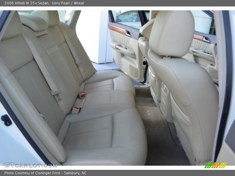 Ivory Pearl / Wheat 2006 Infiniti M 35x Sedan