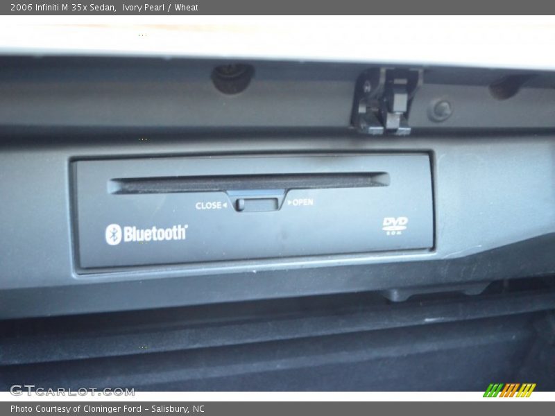 Ivory Pearl / Wheat 2006 Infiniti M 35x Sedan