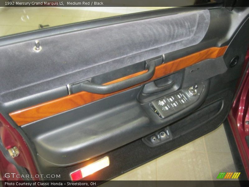 Medium Red / Black 1992 Mercury Grand Marquis LS